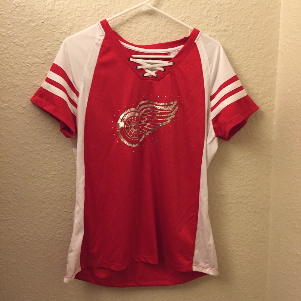 ❌SOLD❌NWT Detroit Redwings Jersey